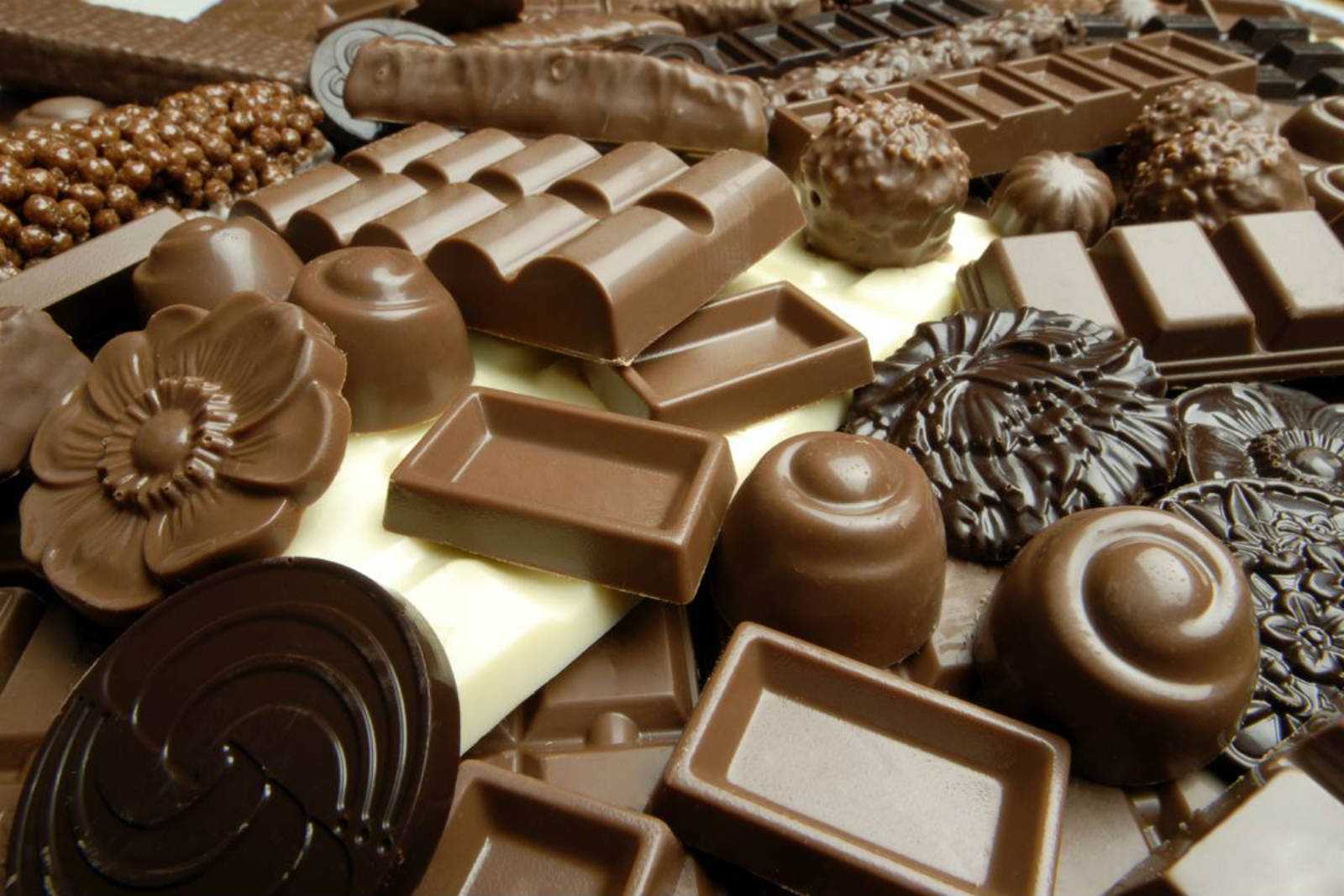 Какой шоколад выбрать. Шоколад. Шоколадные конфеты. Конфеты шоколад. Шоколадные кондитерские изделия.