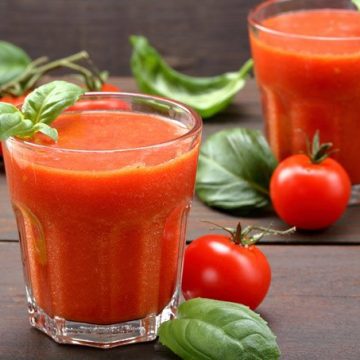 Фруктово-помидорный сок