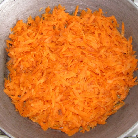 Тертая морковь для перца