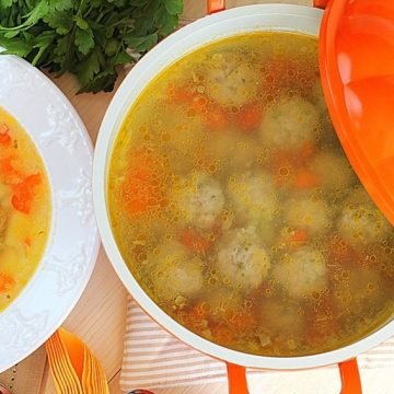 Вкусный овощной суп с фрикадельками