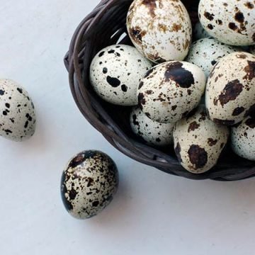 Как готовить перепелиные яйца