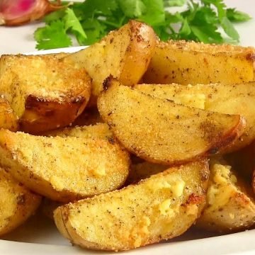 Картошка, запеченная в духовке