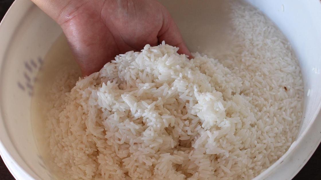 Рис необходимо промывать