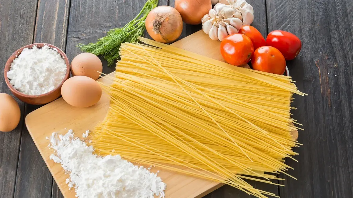 Рецепт томатного соуса к спагетти без мяса