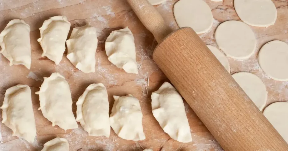 Как сделать тесто для вареников и пельменей мягким?