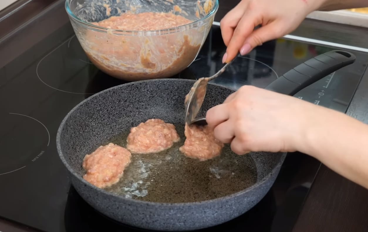 Рецепт мясных котлет на кефире