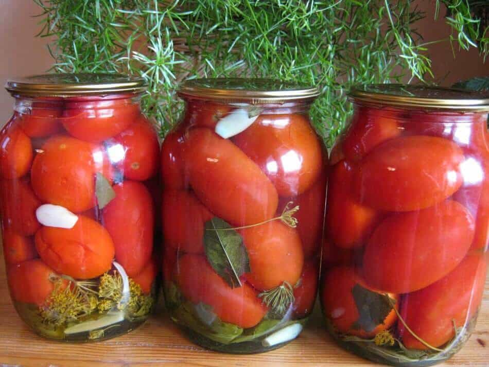 Какие пропорции уксуса выбрать для 1,5-литровой банки помидоров