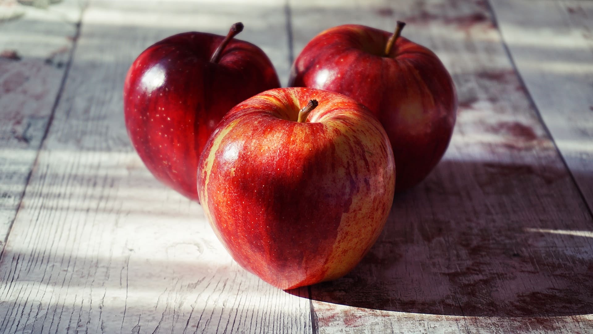 Как правильно заморозить яблоки на зиму