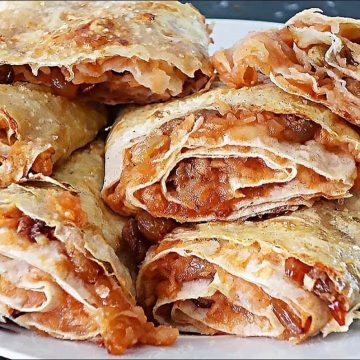 Штрудель из лаваша с яблоками и орехами