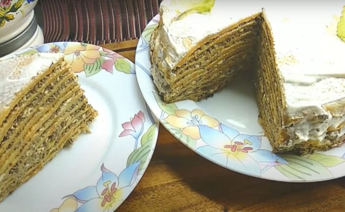 Рецепт блинного пирога с начинкой из печени