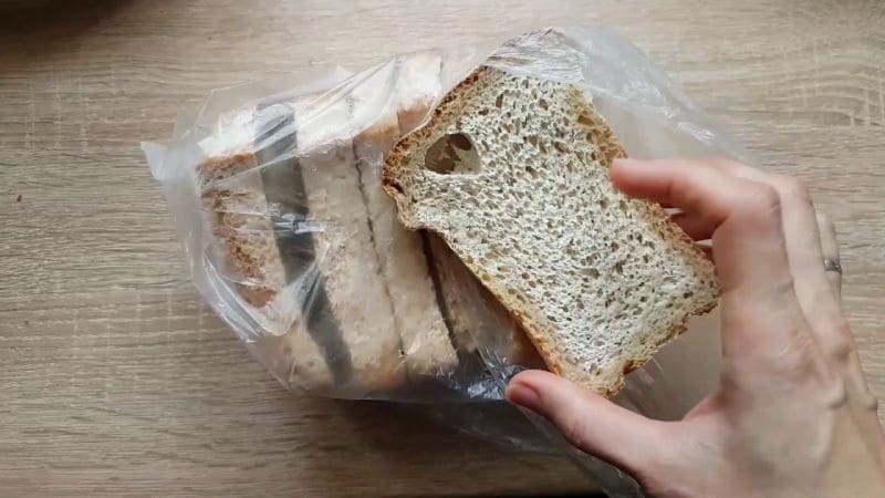 Хранение хлеба в специальных пакетах