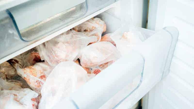 Сколько можно хранить курицу в холодильнике