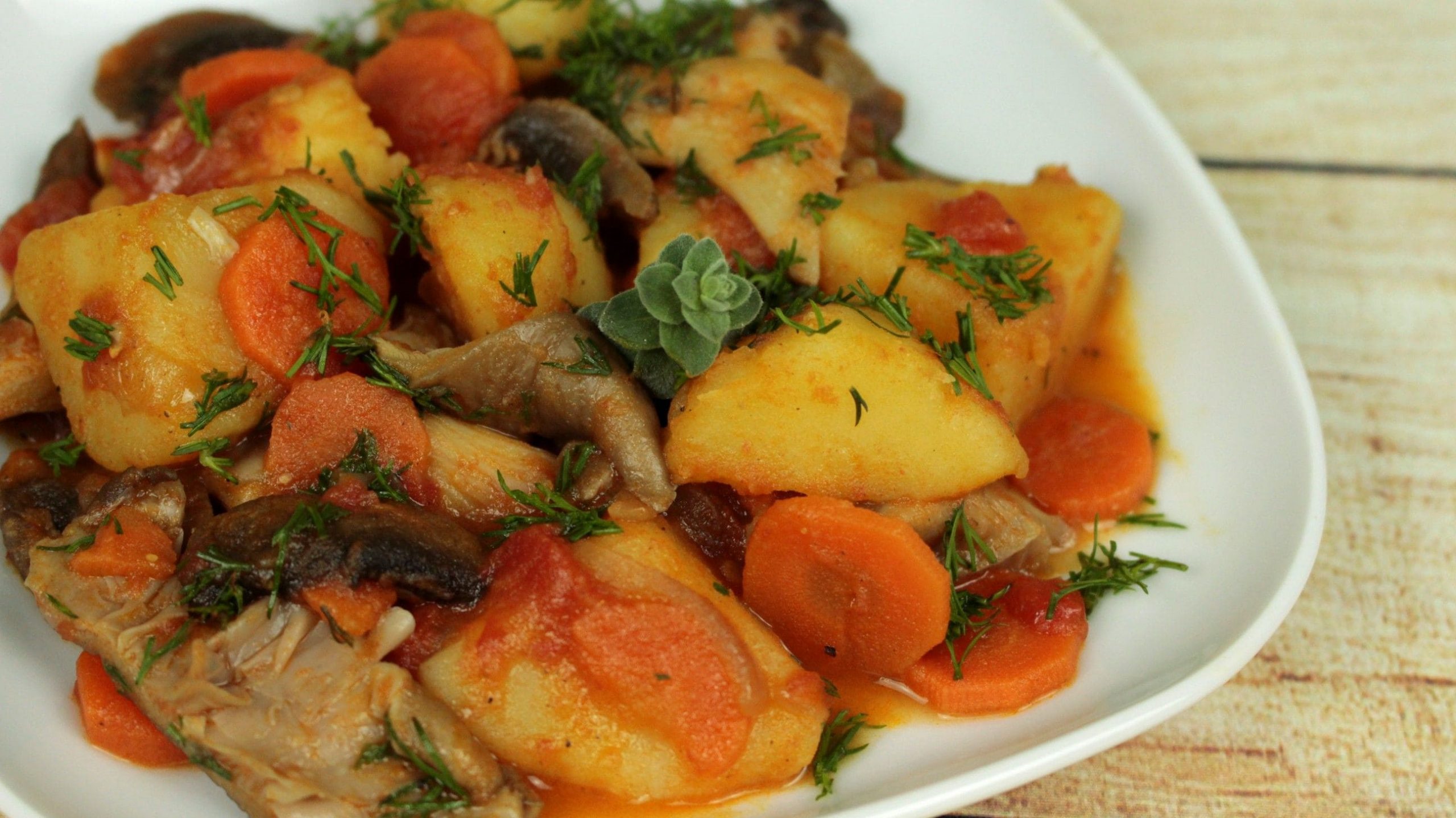 Как приготовить вкусное овощное рагу с кабачками и помидорами