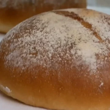 Хлеб с базиликом и чесноком
