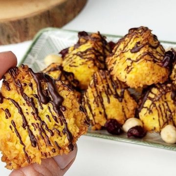 Печенье из кокосовой стружки без муки и сахара