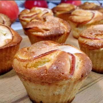 Яблочные кексы по простому рецепту в духовке