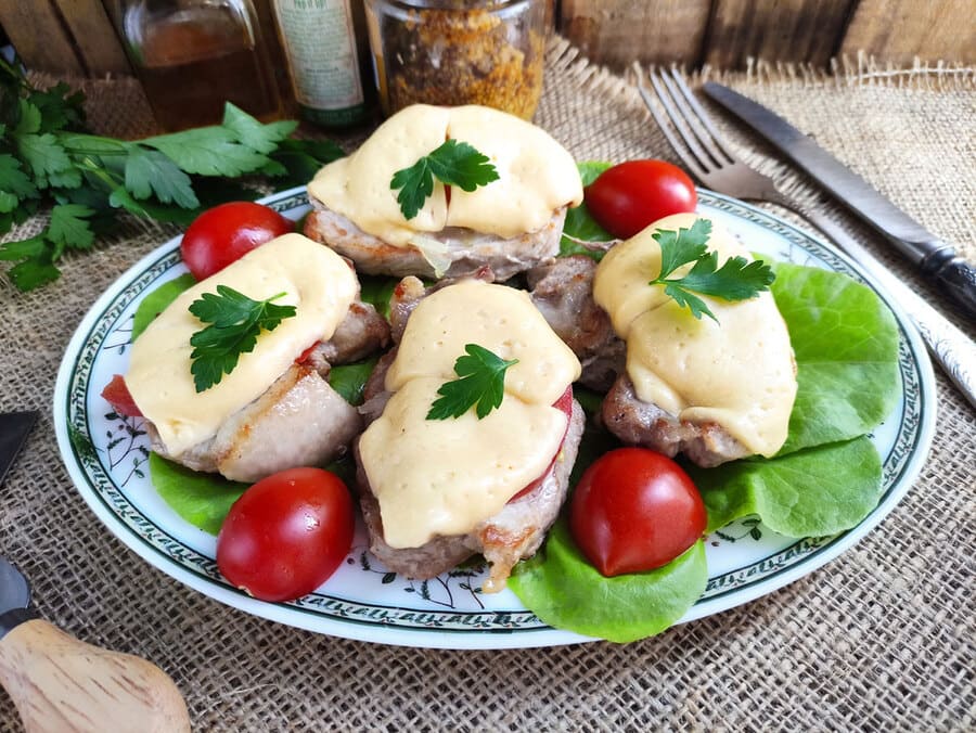 Мясо по-французски на сковороде