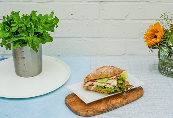 Сэндвичи с курицей и ананасом