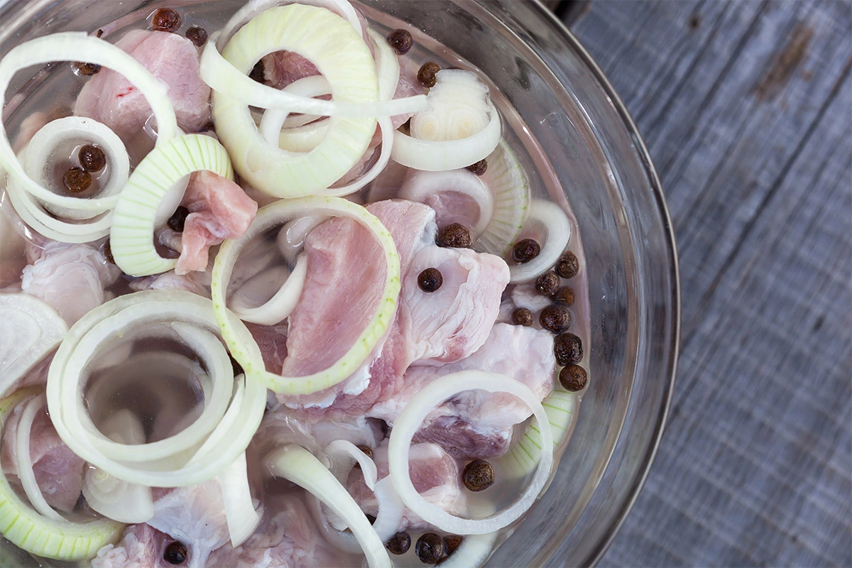 Какой маринад подходит для свинины