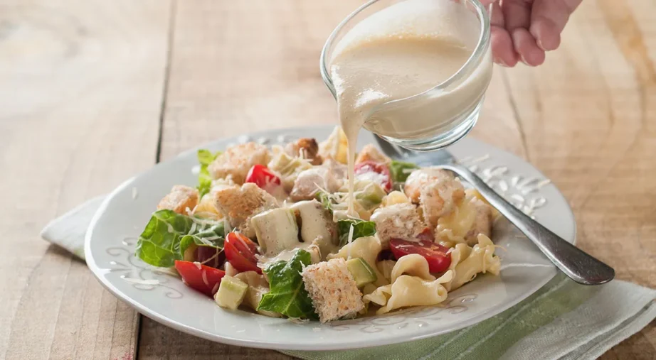 Соус Цезарь: оригинальный рецепт с анчоусами и без Соус Цезарь: оригинальный рецепт