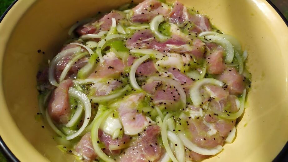 Как замариновать шашлык из свинины