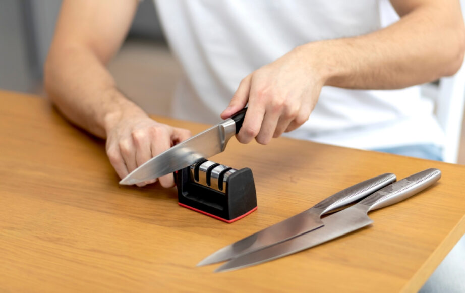 Как правильно точить кухонные ножи дома Как правильно точить кухонные ножи дома